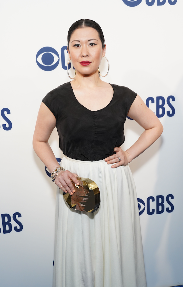 Ruthis Ann Miles carries the 'Strasse' Clutch to the CBS 2019 Upfronts